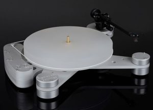 a picture of the Kubrick DCX turntable
