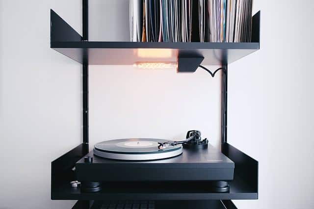 Diy Record Player Furniture Project, Vintage Dresser Record Player